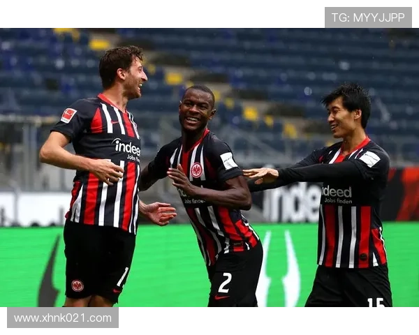 和睦法兰克福俱乐部凝聚团队精神共筑城市足球荣耀 和睦法兰克福俱乐部凝聚团队精神共筑城市足球荣耀