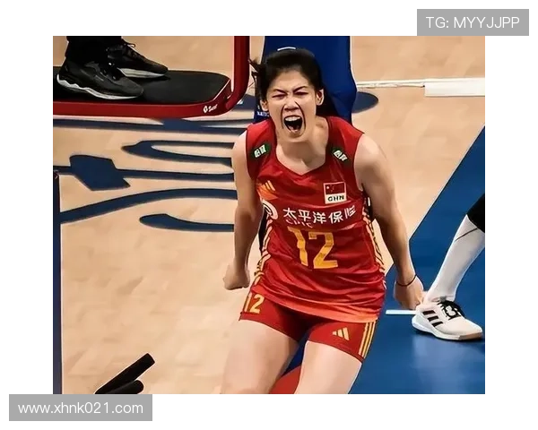 中国女排强势逆转意大利队再夺世界冠军展现无畏拼搏精神