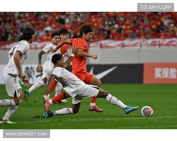 中国足球队备战亚洲杯 新帅引领年轻力量挑战强敌